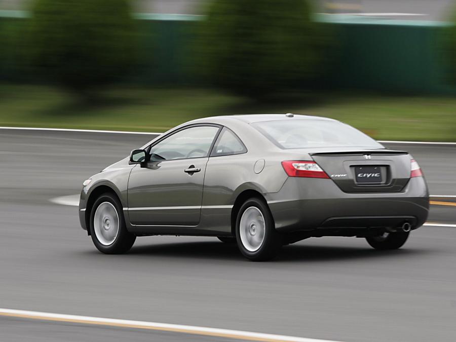  Honda Civic Coupe 2007 года  (фото 28 из 43)